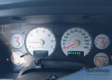 2005 Dodge Ram 1500 Slt/Laramie from USA, damaged, VIN 1D7HA18NX5S172575